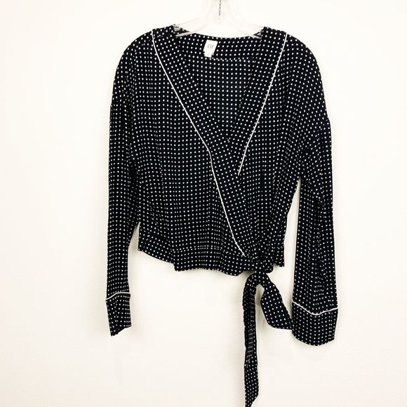 Gap Black & White Patterned Wrap Blouse - Picture 4 of 6
